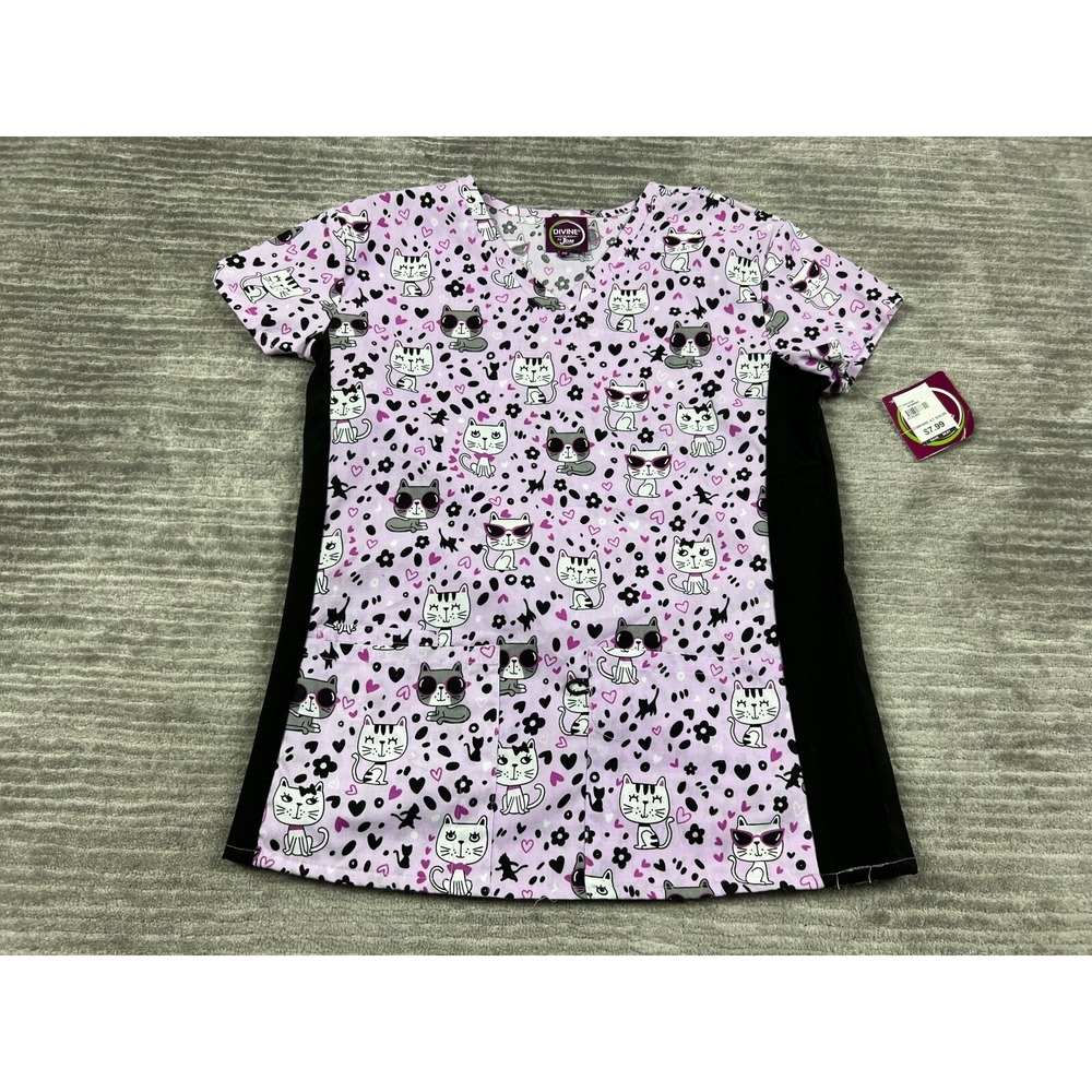 Divine Scrubs by JDM Scrub Top Womens XS Kitten Cat‎ AOP Short Sleeve NWT